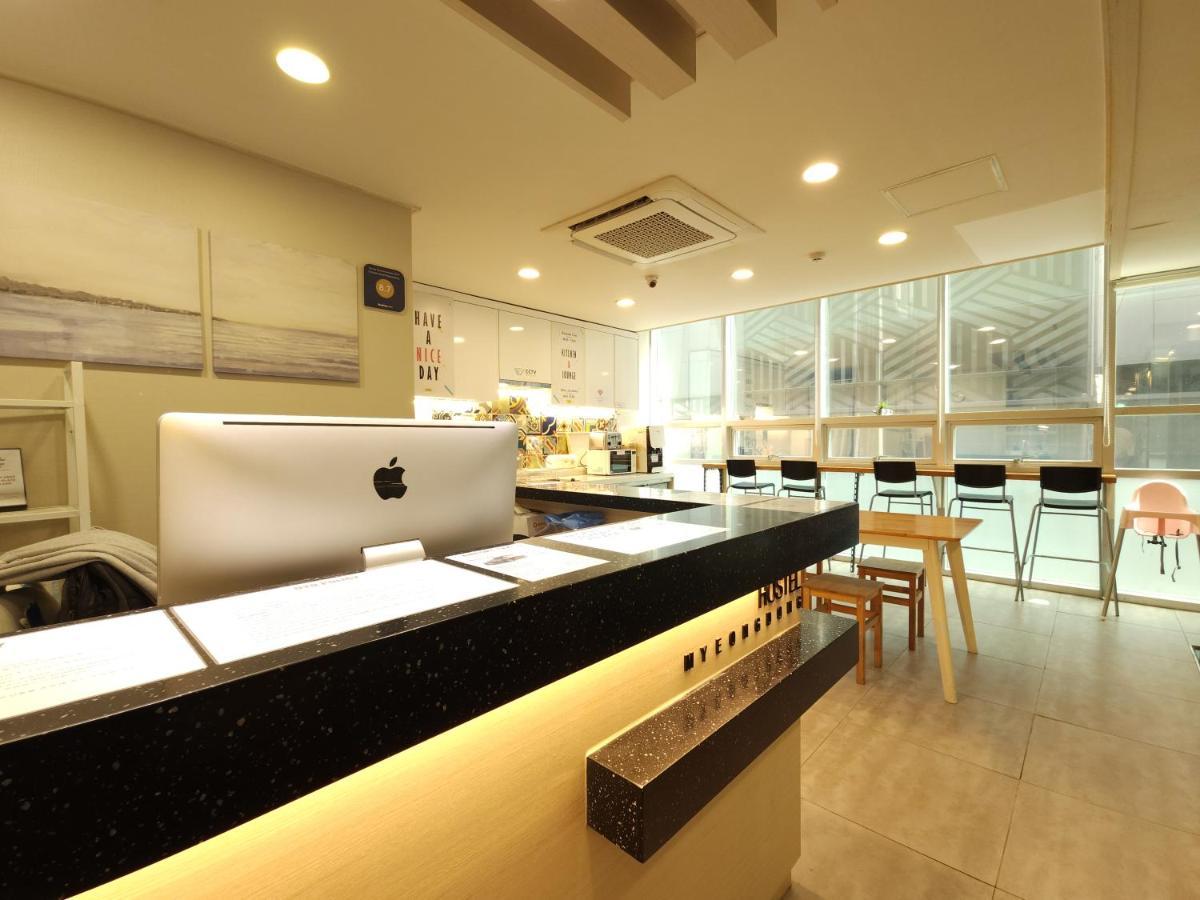 Oyo Hostel Myeongdong 1 Сеул Екстериор снимка