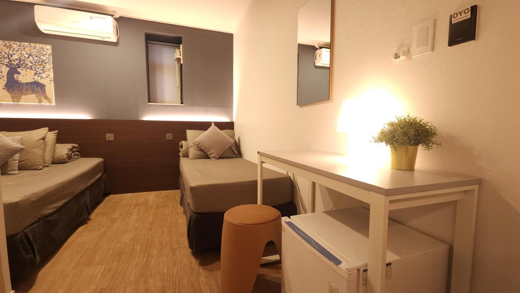 Oyo Hostel Myeongdong 1 Сеул Екстериор снимка