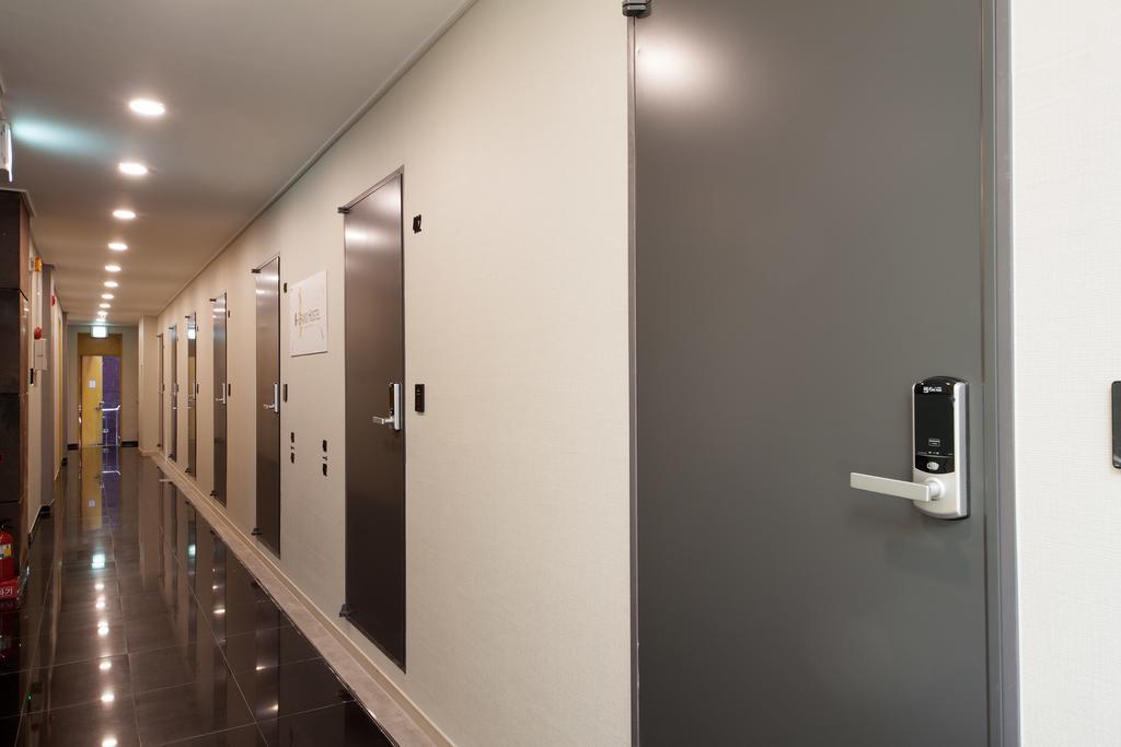 Oyo Hostel Myeongdong 1 Сеул Екстериор снимка